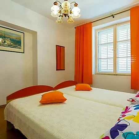 Anika Hotel 3*